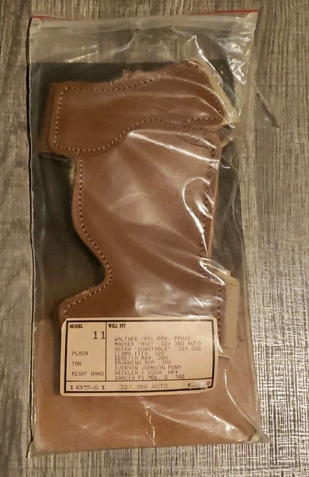 Bianchi Right Hand Leg Holster Tan Pistol Beretta 32/380 Semi Auto Medium 11 - Image 1 of 4