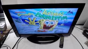 Toshiba 32C100U2 32 Inch LED-LCD HDTV Flatscreen TV 720p with Remote PC Input - Picture 1 of 6