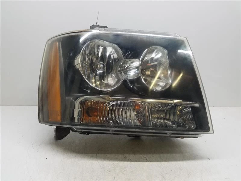 乘客右灯适用于 07 - 14 雪佛兰 Tahoe 原始设备制造商 — 第 1/4 张图片