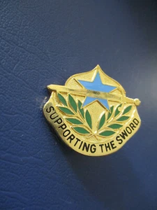 548o Batallón de Apoyo del Ejército de los Estados Unidos DUI Cresta "Apoyando a la Espada"" N.S. Meyer B3 * - Imagen 1 de 2