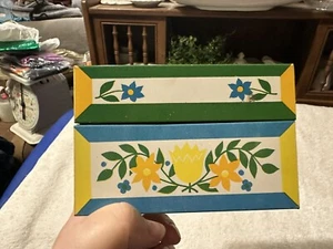 Vintage Floral Retro Syndicate MFG Co Metal Recipe Box With Hand Written Recipes - Picture 1 of 8