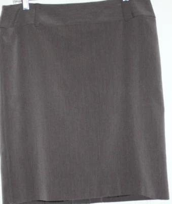 Falda Covington Essentials 14 para mujer Foto 1 de 4