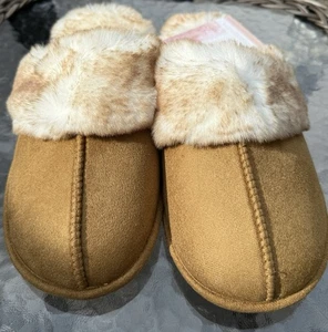 Jessica Simpson Women's Tan Faux Fur Slippers Size XL 9-10 Memory Foam NWT - Picture 1 of 7