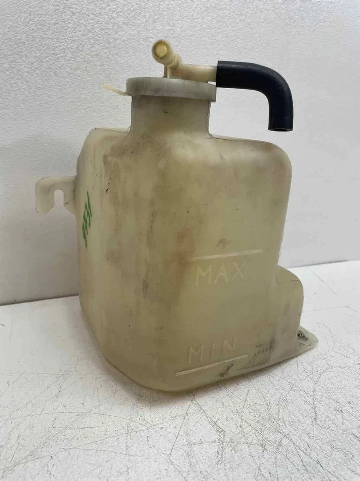 Бутылка для восстановления охлаждающей жидкости двигателя 897124-8651 подходит для 1998 1999 2000 ISUZU AMIGO 2,2 л - Изображение 1 из 4