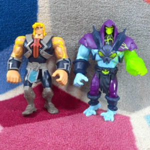 He-Man and the Masters of the Universe He-Man und Skeletor Figur - Bild 1 von 3