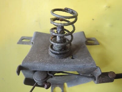 PESTILLO CAPÓ ALFA ROMEO GIULIA SPRINT GT 1967 GTV usado para reparar Foto 1 de 4