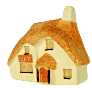 Philip Laureston Techo de Paja "Café" Cerámica Artesanal Miniatura Edificio De Colección - Imagen 1 de 6