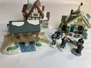 Cobblestone corners vintage snow village houses and figure lot 2003 - Picture 1 of 2