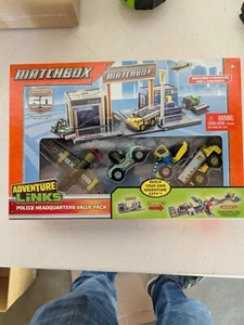 MATCHBOX ADVENTURE LINKS, POLICE HEADQUARTERS VALUE PACK, NEW IN BOX, 2012 - Picture 1 of 2