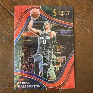 2021-22 Panini Select #235 Tyrese Haliburton Red Wave Prizm Courtside - Foto 1 di 2
