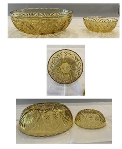 VINTAGE Anchor Hocking Glass Bowls Amber Honey Gold Star Cameo Scalloped 2-Pc - Picture 1 of 4