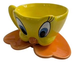 Looney Tunes Mug Cup Tweety Cup And Feet Saucer Warner Brothers Vintage 1997 Set - Picture 1 of 12