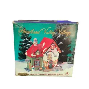 Heartland Valley Village Porcelain Lighted House Santa Workshop - Picture 1 of 8