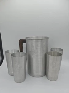 West Bend geschmiedetes Aluminium Co. Krug Holzgriff & 4 Tassen Weizen - Bild 1 von 10