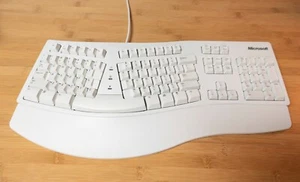 Vintage PS/2 Ergonomic Microsoft Natural Keyboard with Floppy Disk and Paperwork - Photo 1/3