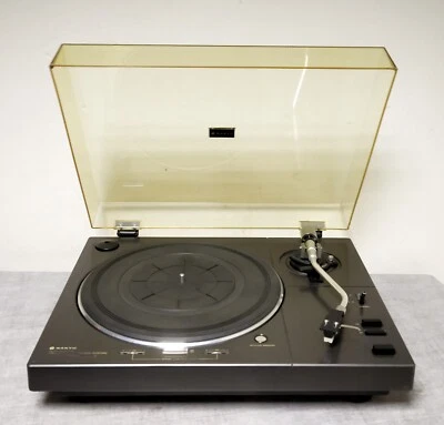 Giradischi vintage Sanyo TP-1100 a trazione diretta RARO - Immagine 1 di 4
