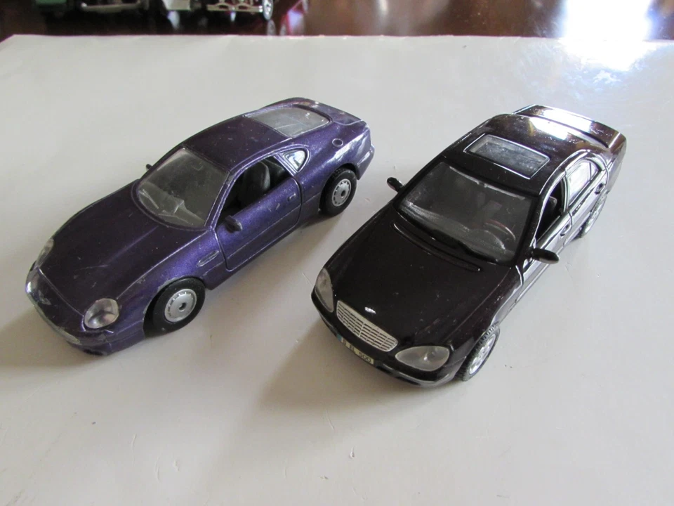 MAISTO - Mercedes S Class 500 e Aston Martin DB7 -  sc. 1:40/43 - Immagine 1 di 4