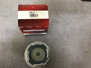 OEM BRIGGS UND STRATTON 695113 SCHWUNGRADBECHER -EB2 - Bild 1 von 2