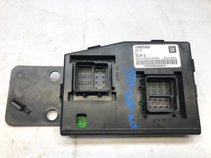 2005 - 2006 Chevrolet Colorado Canyon Body Control Module BCM Match OEM 15802489 - Picture 1 of 8