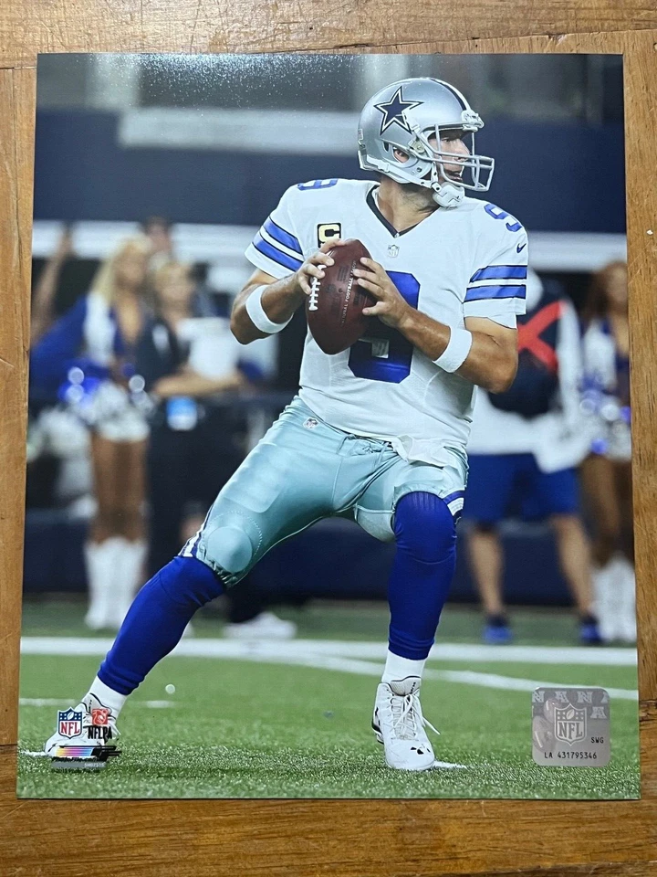 Foto de fútbol americano Dallas Cowboys TONY ROMO 8x10 Foto 1 de 1