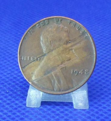 1948 Lincoln cent Lamination error (obv) - Image 1 of 2