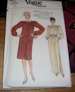 UNCUT 70s VINTAGE  VOGUE PATTERNS LONG/SHORT DRESS /SLEVES 8-10-12 # 8517 - Picture 1 of 1