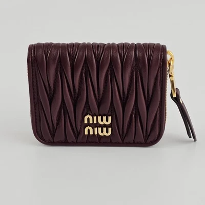 Carteira de Couro Nappa Borgonha MIU MIU Nova e Autêntica - Imagem 1 de 4