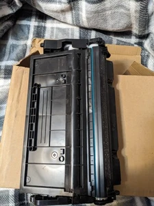 Canon 070H Schwarze Tonerkassette mit hoher Reichweite ImageCLASS ✅VERSIEGELTE VERPACKUNG✅KOSTENLOSER VERSAND - Bild 1 von 3