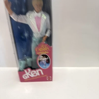 Esmoquin de patinaje sobre hielo Ken Ice Capades 1989 50 aniversario Barbie Mattel nuevo en caja original Foto 1 de 4