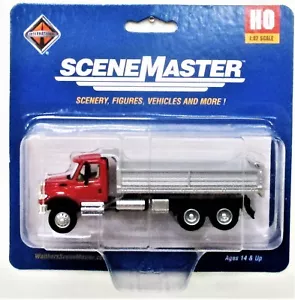 HO Scale Walthers SceneMaster 949-11662 International 7600 3 Axle Dump Truck - Picture 1 of 2