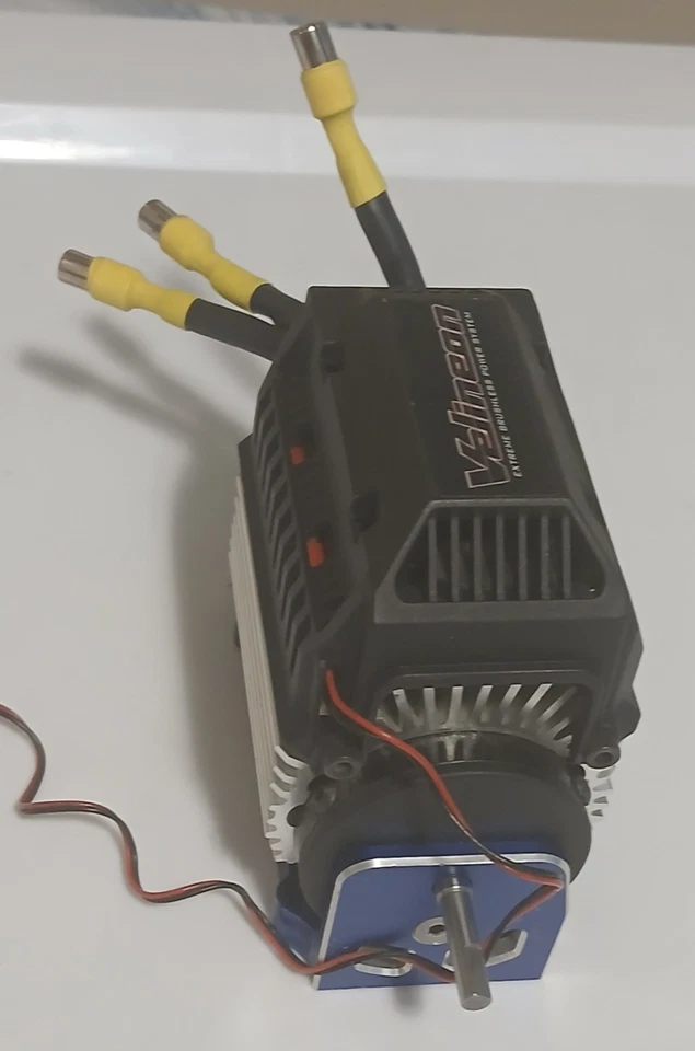 XMAXX 1275 KV MOTOR TRAXXAS ALUMINIO MOTOR MONTA DISIPADORES DE CALOR VENTILADORES Foto 1 de 4