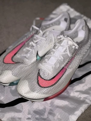 Size 11 - Nike Air Zoom Victory White Ombre - Image 1 of 4