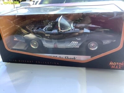 Die Cast 1961 Mako Shark corvette custom - 1/18 scale by Motor Max new in box - Image 1 of 2