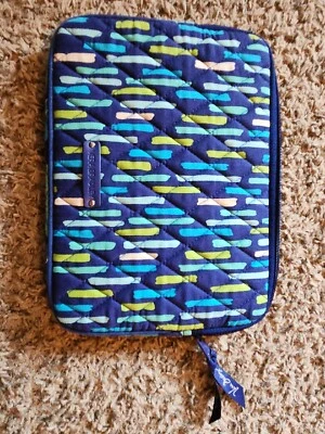 Suporte para Tablet Vera Bradley 7x9 Acolchoado com Zíper Unissex Azul Verde - Imagem 1 de 3