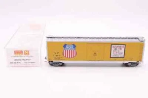 MTL-032 00 470 - 50' Standard Box Car, Plug Door - Union Pacific - UP #498051 - Picture 1 of 2