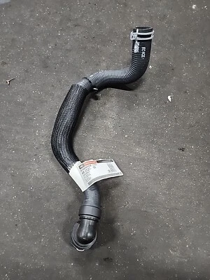 Шланг радиатора охлаждающей жидкости Motorcraft KM-5127 подходит для Ford Escape 13–16 годов выпуска 1,6 л-L4 - Изображение 1 из 2