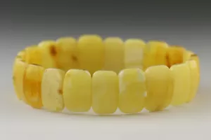 Genuine BALTIC AMBER Egg Yolk Pieces Stretch Unisex Bracelet 10.7g 190109-2 - Picture 1 of 3