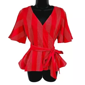 Top LOFT True Wrap S Rojo Blanco Punto Rayas Manga Corta Flutter Corbata Cintura Peplum - Imagen 1 de 11