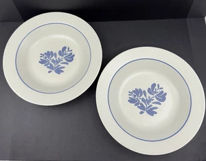 Pfaltzgraff Yorktowne 8 1/2" rimmed soup/salad bowl Set of 2 Circle Castle Mark - Picture 1 of 4