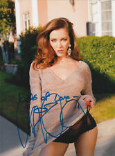 Katie Cassidy autograph on 20x27cm SEXY photo