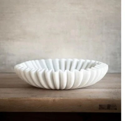 Cuencos de mármol, cuenco con volantes de mármol blanco, cuenco acanalado de fruta y mármol para vieiras de mármol Foto 1 de 3