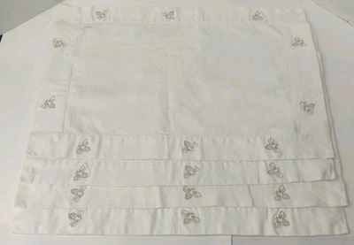 Pottery Barn Buttercream Bumble Bee Placemats Set Of  4 Linen Blend *See Photos* - Image 1 of 4