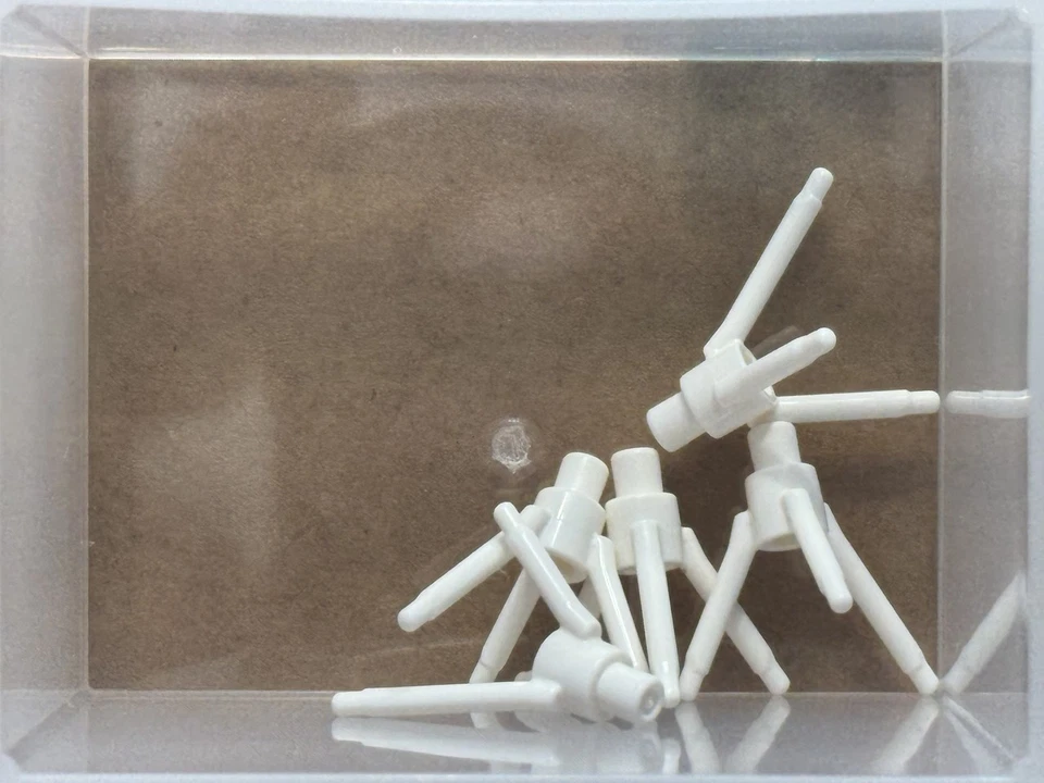 LEGO Parts - White Plant Flower Stem Bar Holder 3 Stems - No 24855 - QTY 5 - Image 1 of 1