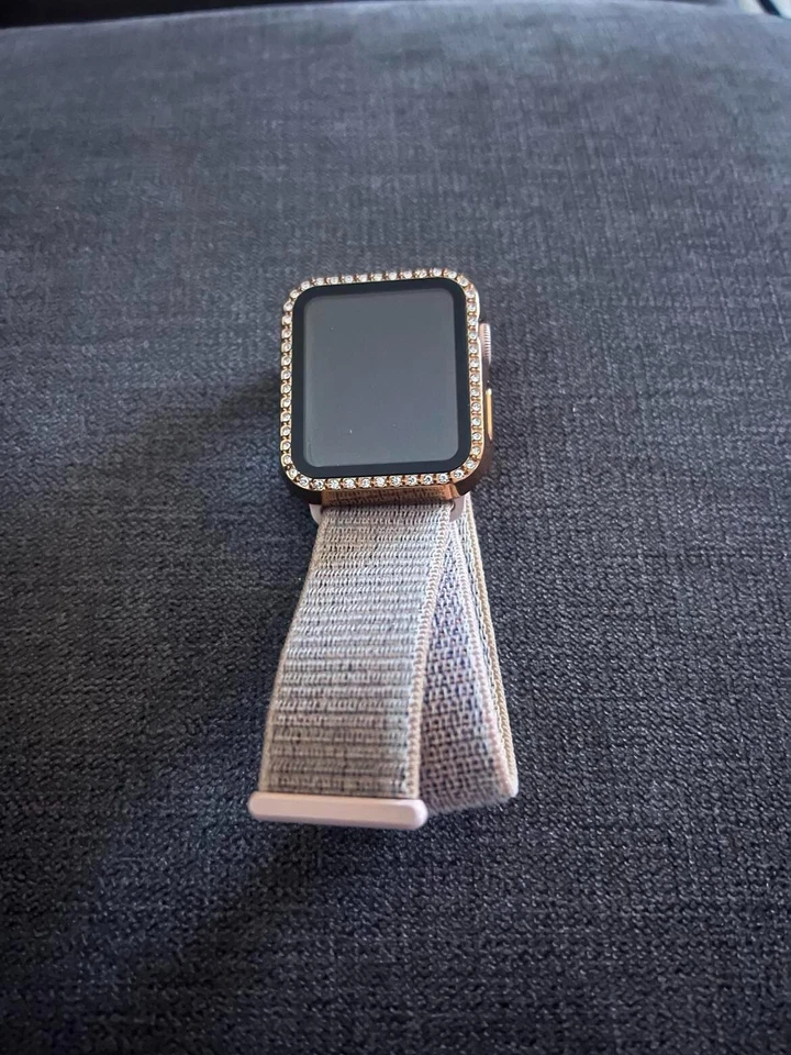 apple watch series 3 38mm rose gold - Image 1 of 1