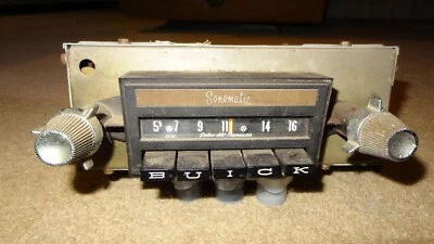 Buick Electra 1962-1963, Le Sabre, Invicta, radio AM. LeSabre 1961? 62 63 61? Foto 1 de 4