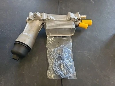 Carcasa de filtro de enfriador de aceite de aluminio 2011-2016 cargador Chrysler 200-300 3,6 L... Foto 1 de 4