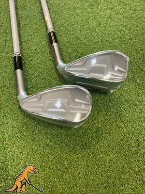 New Cleveland Smart Sole Wedge Set Gap Wedge, Sand Wedge Ultralite Graphite - Image 1 of 4