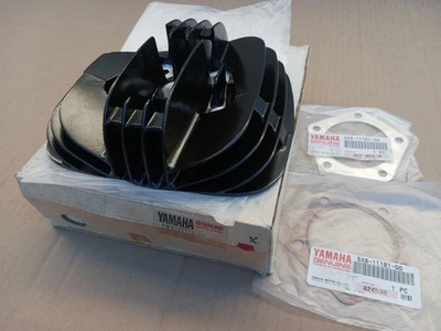 Yamaha IT175J 1982 IT175K 1983 Cylinder Head and Gaskets OEM NOS 5X8-11111-00 - Image 1 of 4