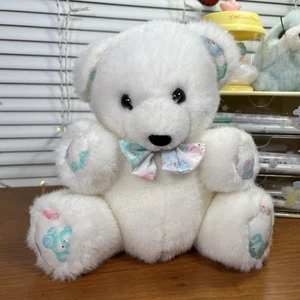De colección Prestige Carters Oso de Peluche Sonajero Peluche Blanco Pastel Pajarita Bebé Guardería - Imagen 1 de 6