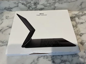 Apple Magic Keyboard and case iPad Pro 12.9" 3rd - 6th Gen & iPad Air (M2) - Picture 1 of 3